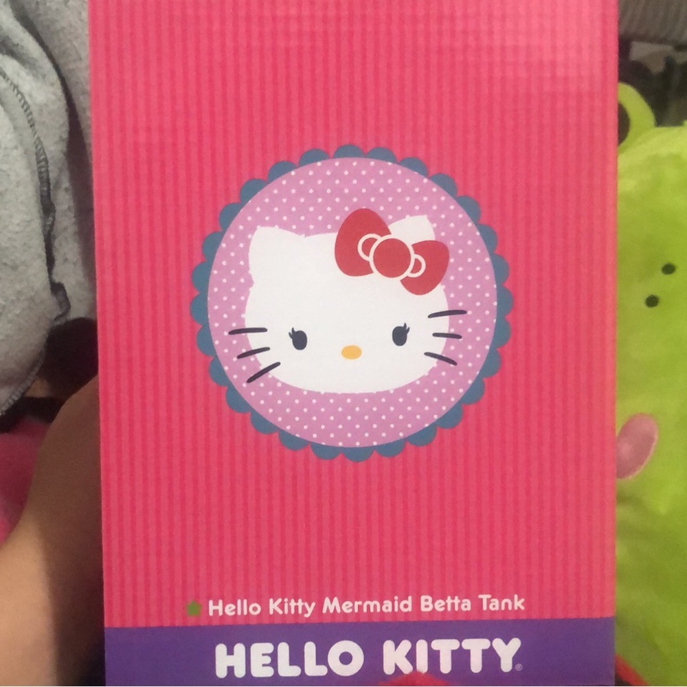 Hello Kitty Mermaid Betta Tank With Decorative Lid